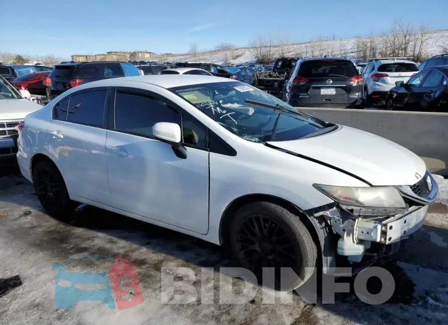 19XFB2F57EE213481 Photo# 4