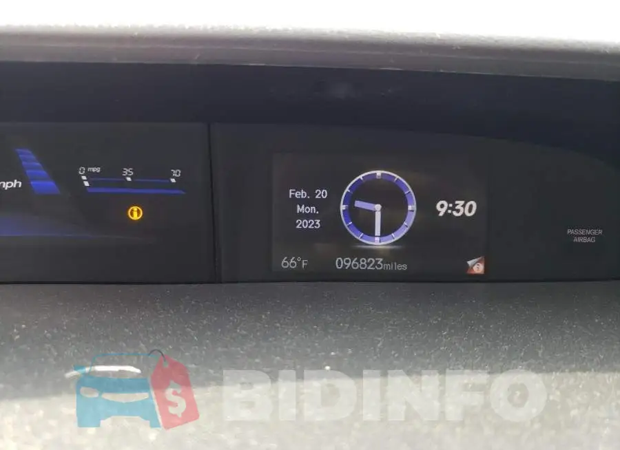 19XFB2F82FE020439 Photo# 9