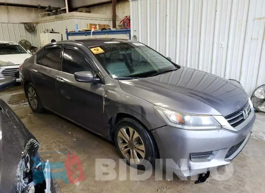 1HGCR2F35FA164249 Photo# 4