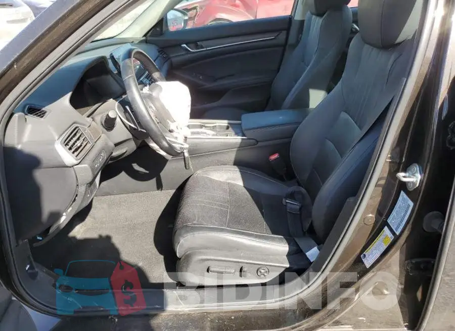 1HGCV2F95JA045674 Photo# 7