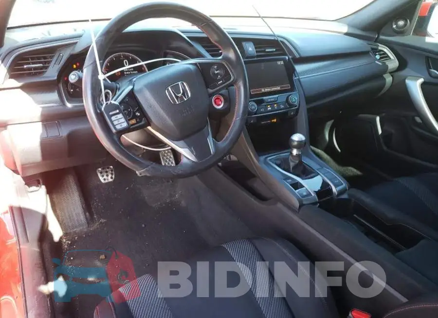 2HGFC3A58JH756901 Photo# 8