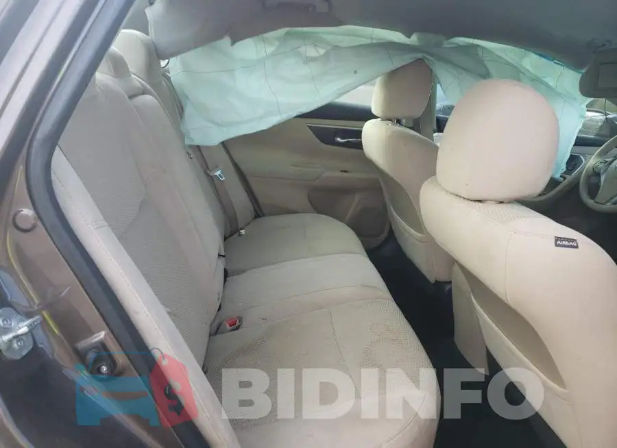1N4AL3AP3FC135575 Photo# 11