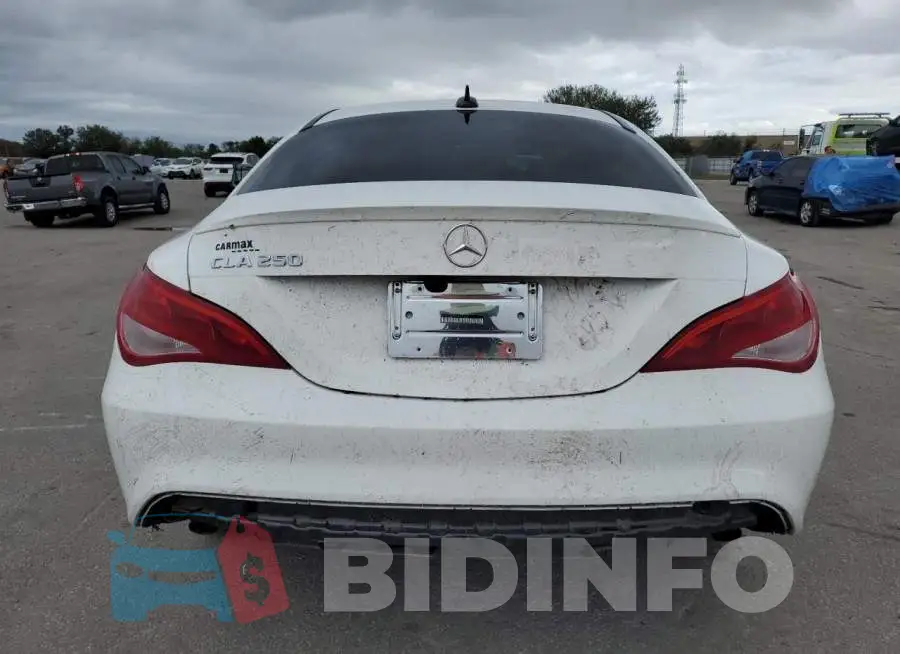 WDDSJ4EB6JN672128 Photo# 6