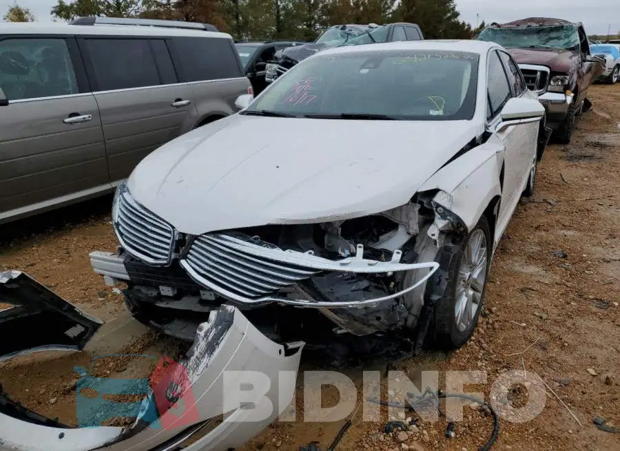3LN6L2G95ER820773 Photo# 2