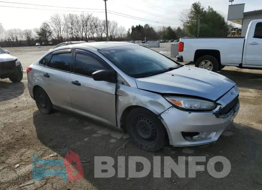 1FADP3E23GL267138 Photo# 4