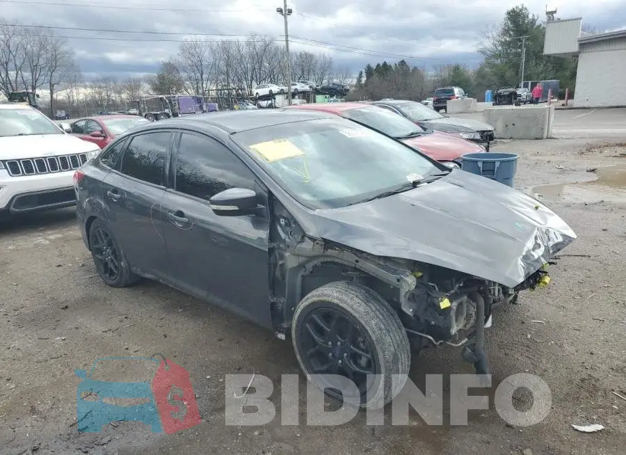 1FADP3F21GL302340 Photo# 4
