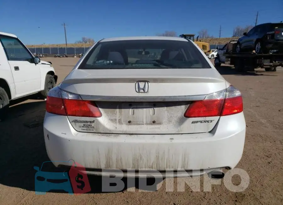 1HGCR2F56EA155852 Photo# 6