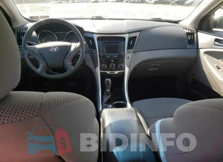 5NPEB4AC8EH840201 Photo# 8
