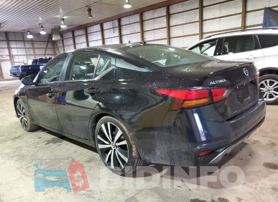 1N4BL4CV1MN318917 Photo# 2