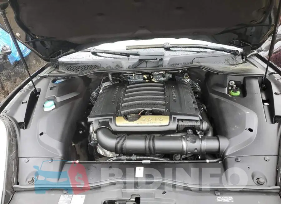 WP1AA2A28GLA11235 Photo# 12