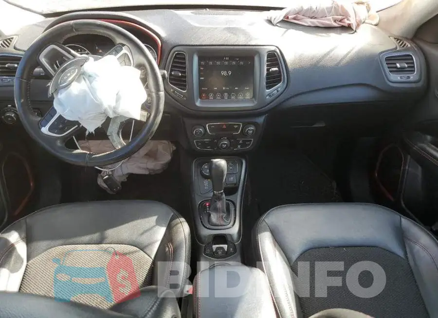 3C4NJDDB3LT122090 Photo# 8