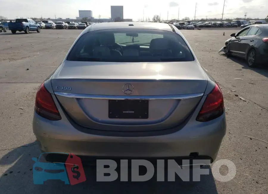 55SWF8DB9KU305020 Photo# 6