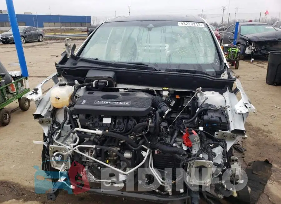2LMPJ8K93KBL12191 Photo# 5