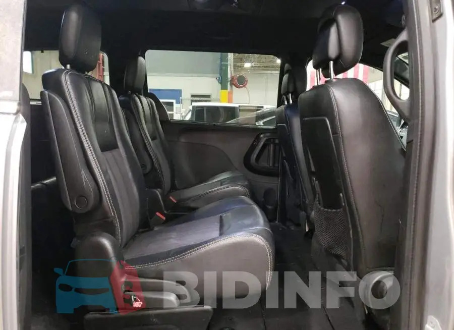 2C4RC1HGXER108953 Photo# 11