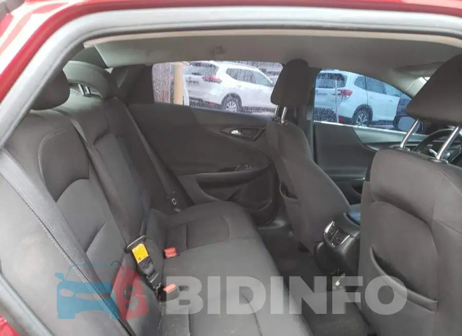 1G1ZD5ST9JF232233 Photo# 10