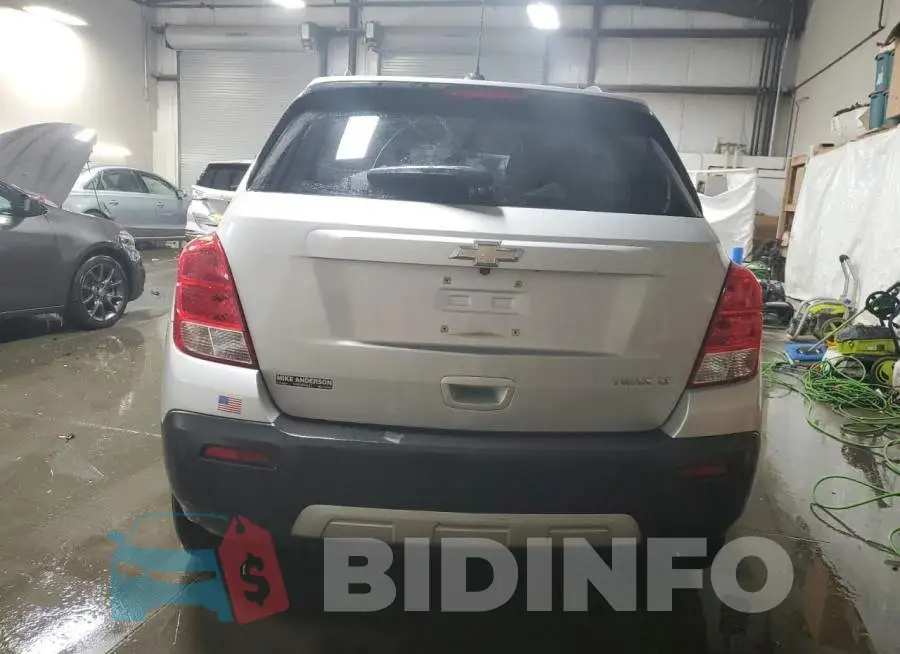 3GNCJLSB3GL185627 Photo# 6