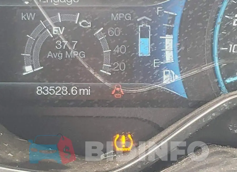 1FADP5AU7FL110147 Photo# 8