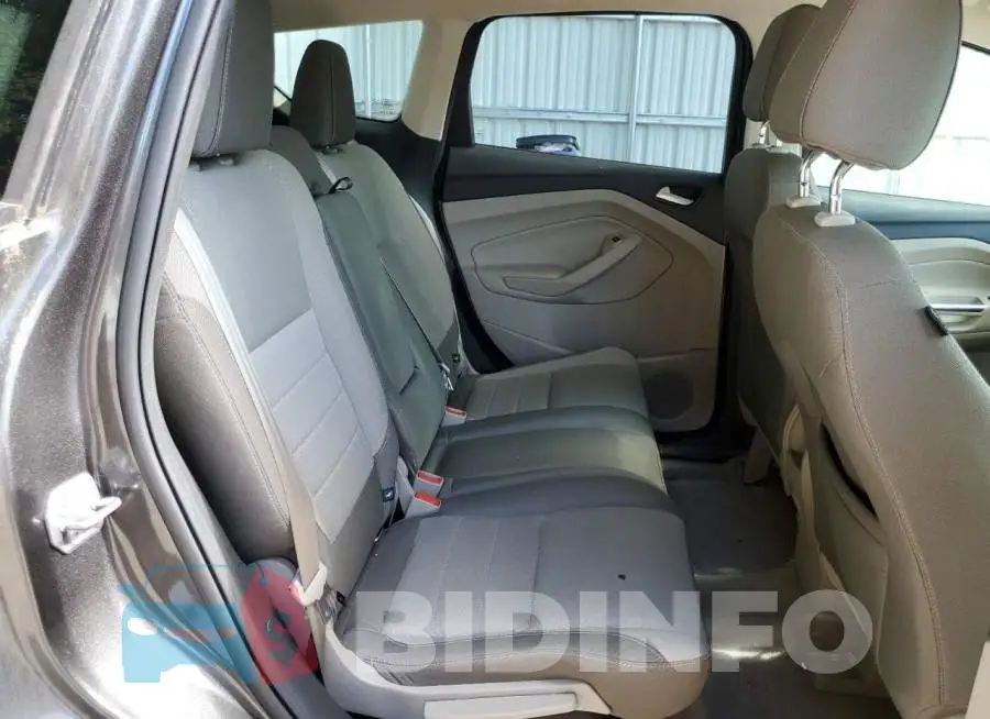 1FMCU0G75GUA35328 Photo# 6