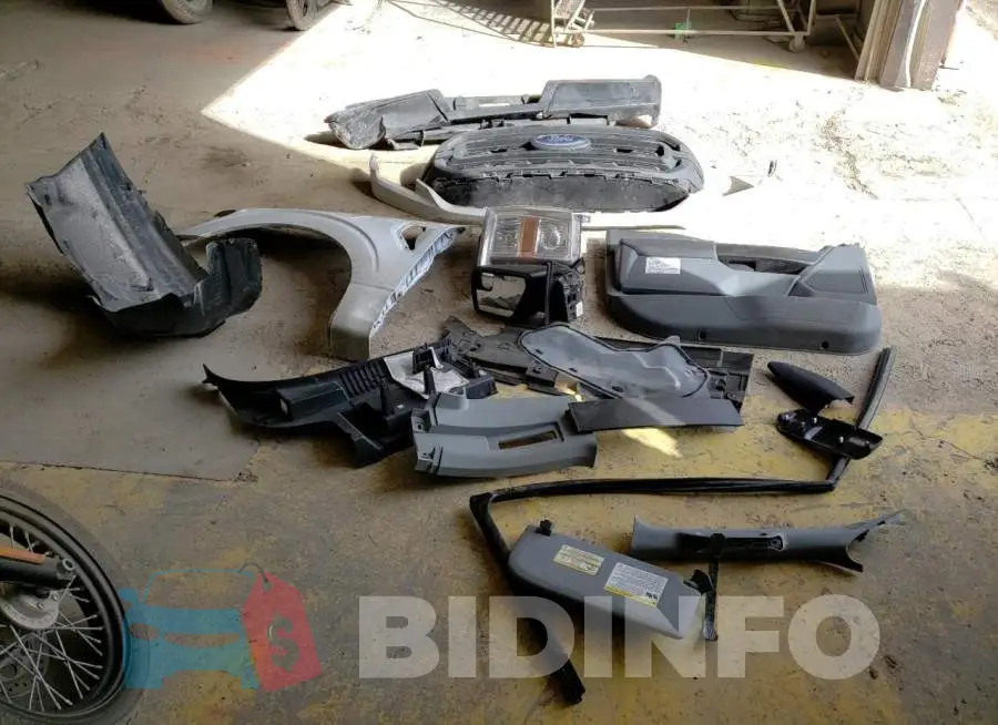 1FTMF1CB7MKE69972 Photo# 12