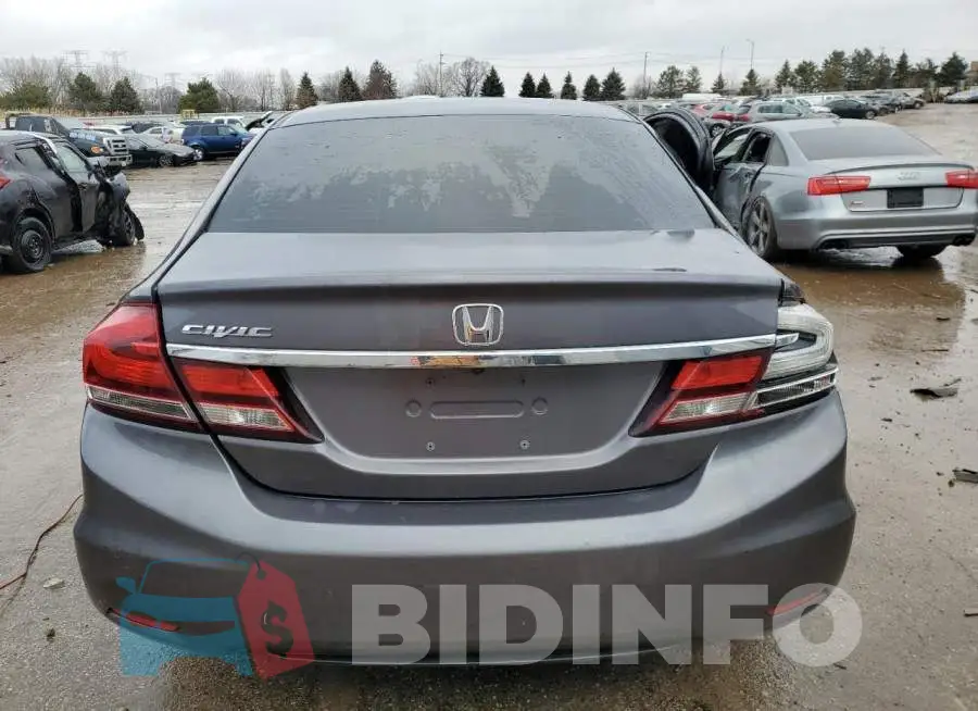 19XFB2F52EE047824 Photo# 6