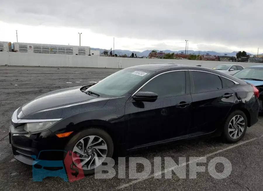 19XFC2F70HE230450 Photo# 1