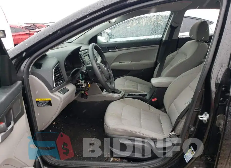 5NPD74LF8JH301026 Photo# 7