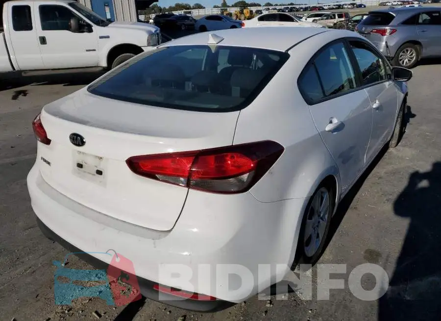 3KPFK4A74HE142894 Photo# 4