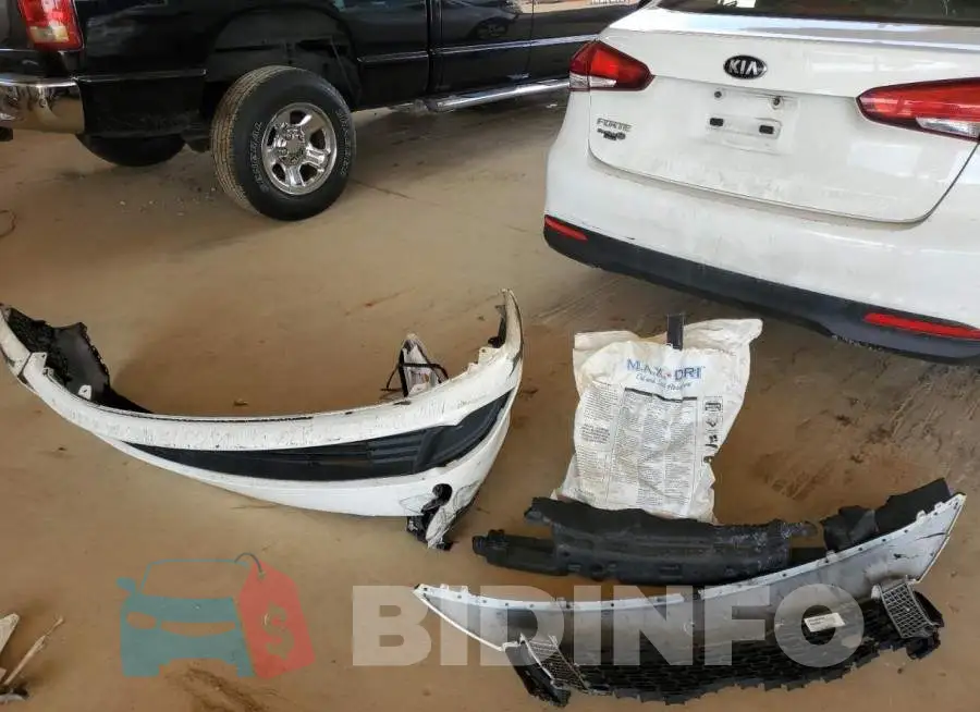 3KPFK4A76JE213213 Photo# 12