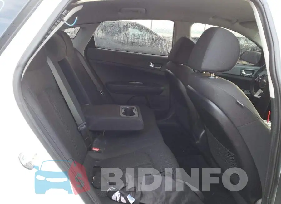 5XXGT4L36KG285176 Photo# 10