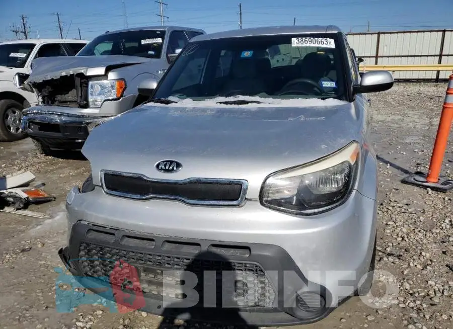KNDJN2A20F7808298 Photo# 5