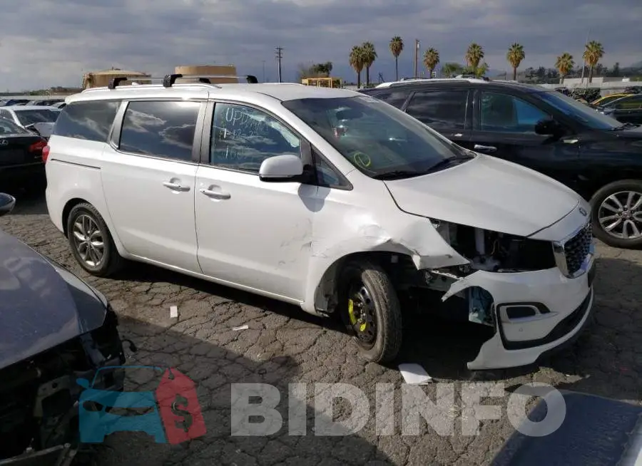 KNDMB5C14M6661174 Photo# 4