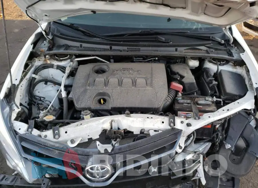2T1BURHE6FC318186 Photo# 11
