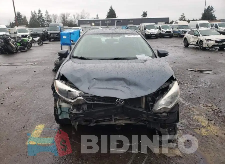 2T1BURHE8FC412943 Photo# 5