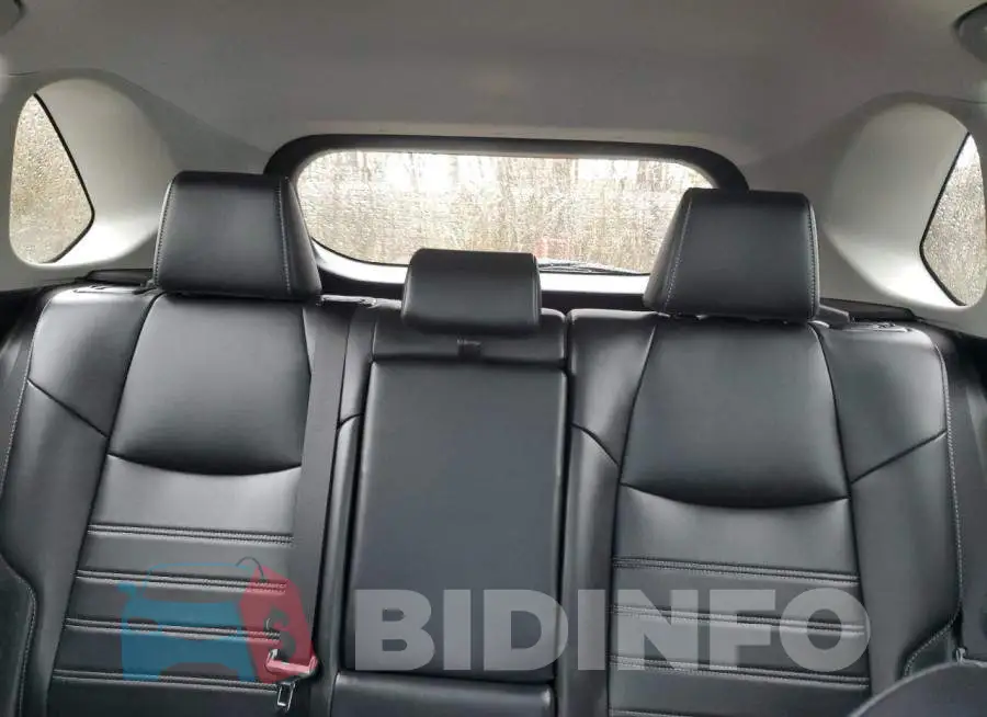 2T3A1RFV6KW053597 Photo# 10