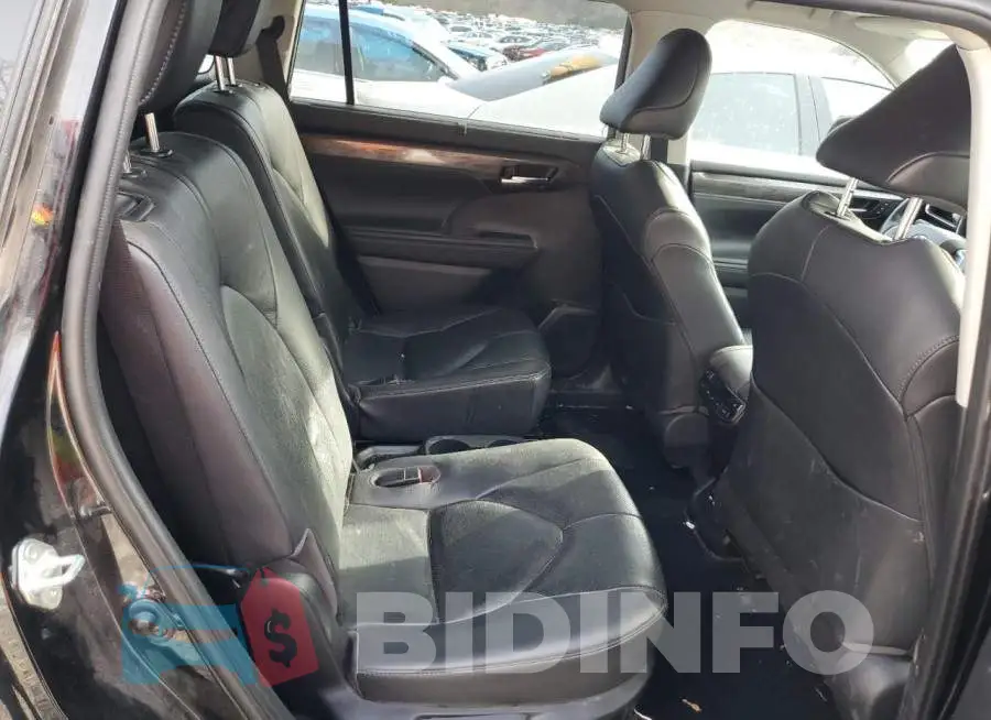 5TDEBRCH8LS011125 Photo# 11