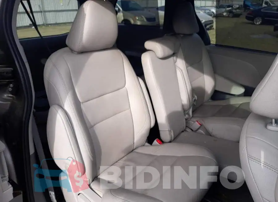 5TDYZ3DCXLS029232 Photo# 11