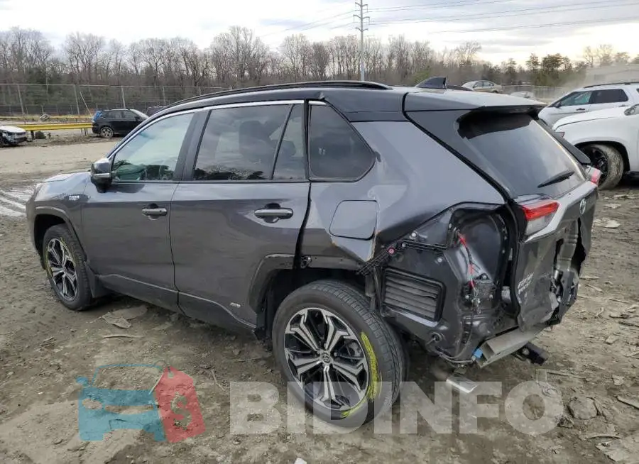 JTMFB3FV4MD008433 Photo# 2