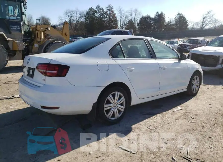 3VW167AJXHM307104 Photo# 3
