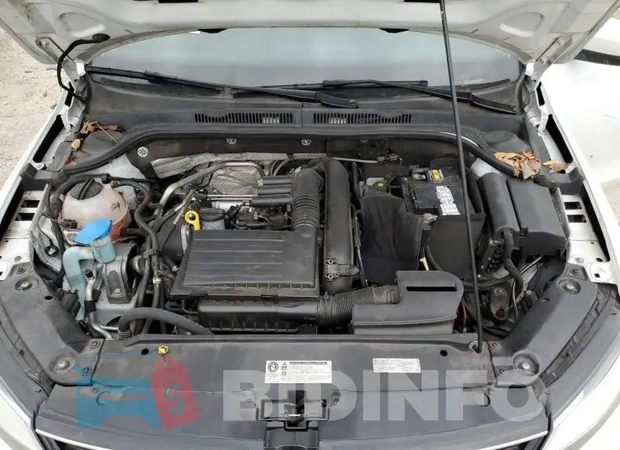 3VW2B7AJ2HM373808 Photo# 11