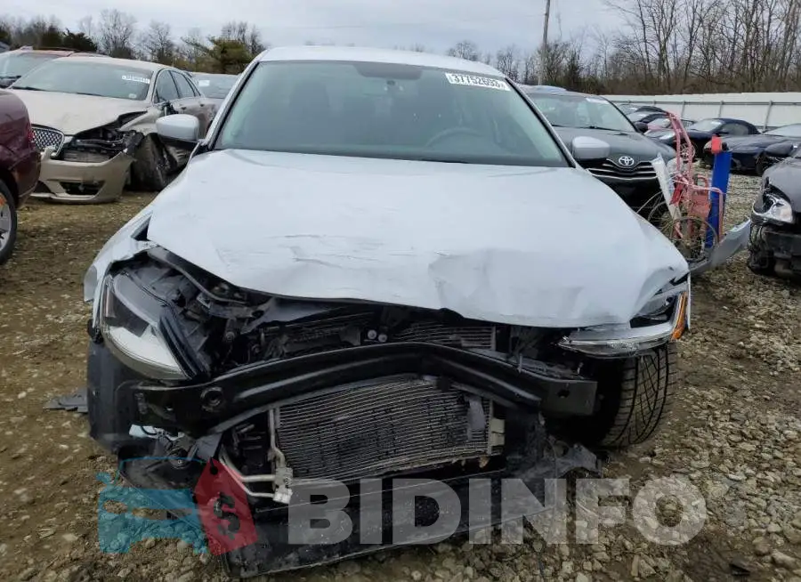 3VW2B7AJ5HM294844 Photo# 5