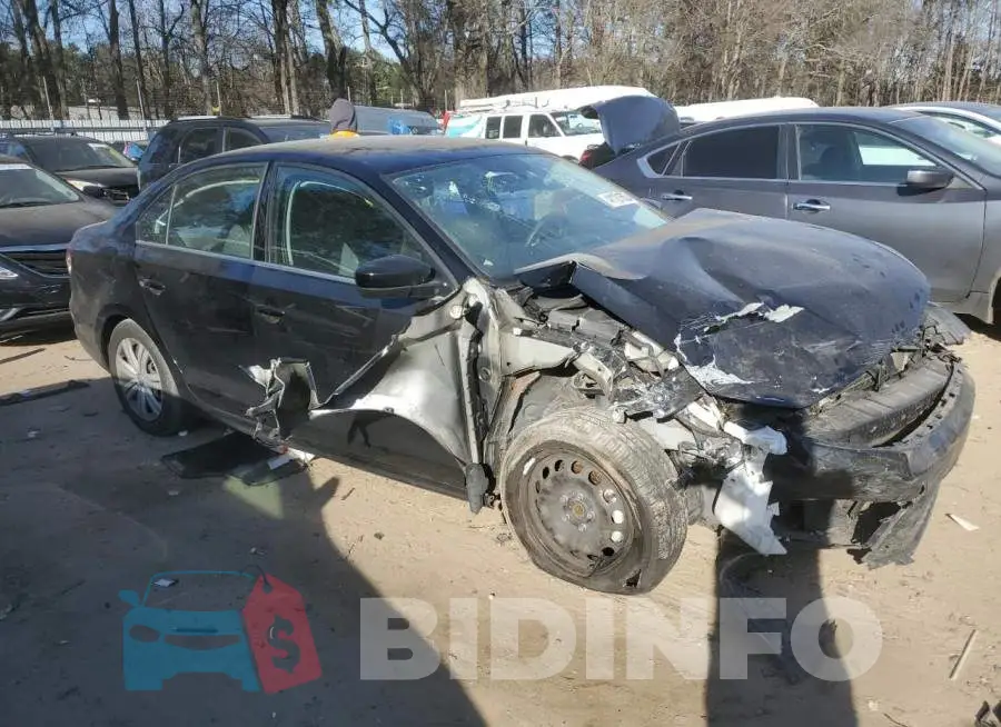 3VW2B7AJ8HM214517 Photo# 4