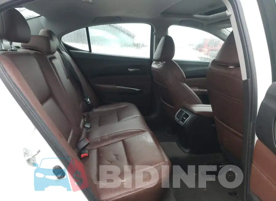 19UUB1F30FA027173 Photo# 10
