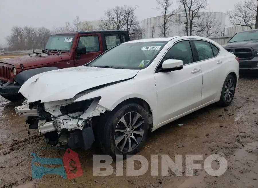 19UUB1F30FA027173 Photo# 1