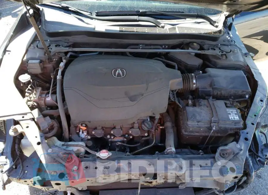19UUB2F3XGA002112 Photo# 11