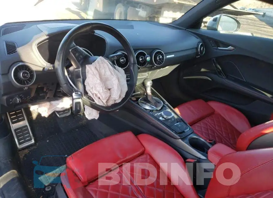 TRUC1AFV1G1013174 Photo# 8
