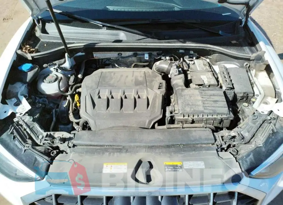 WA1AUCF37M1071945 Photo# 12