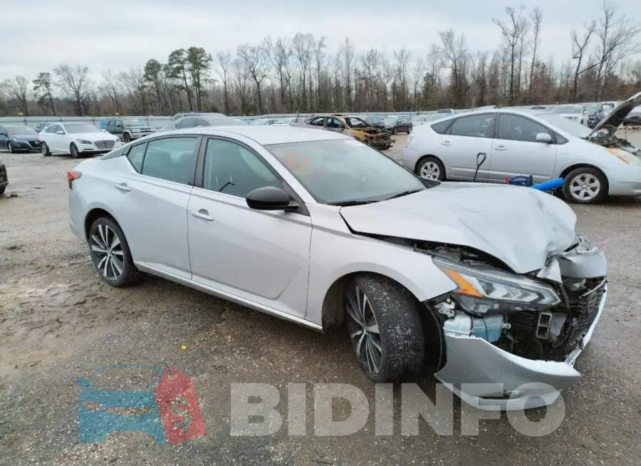 1N4BL4CV4LC128572 Photo# 4