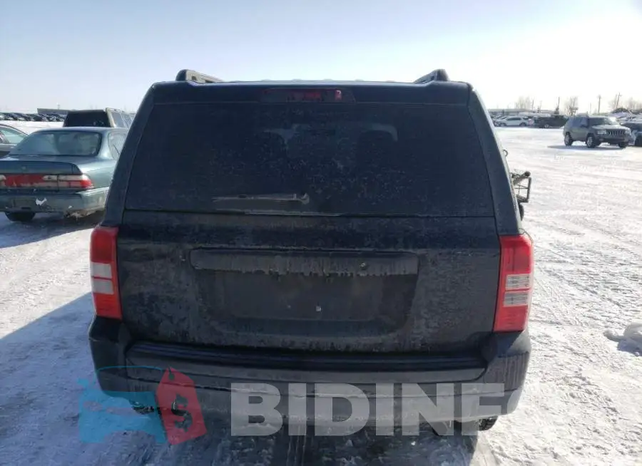 1C4NJPAA8ED773141 Photo# 6