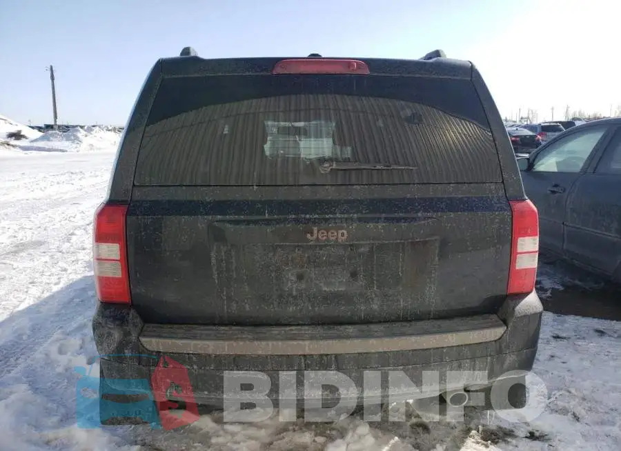 1C4NJPAB0GD683154 Photo# 6