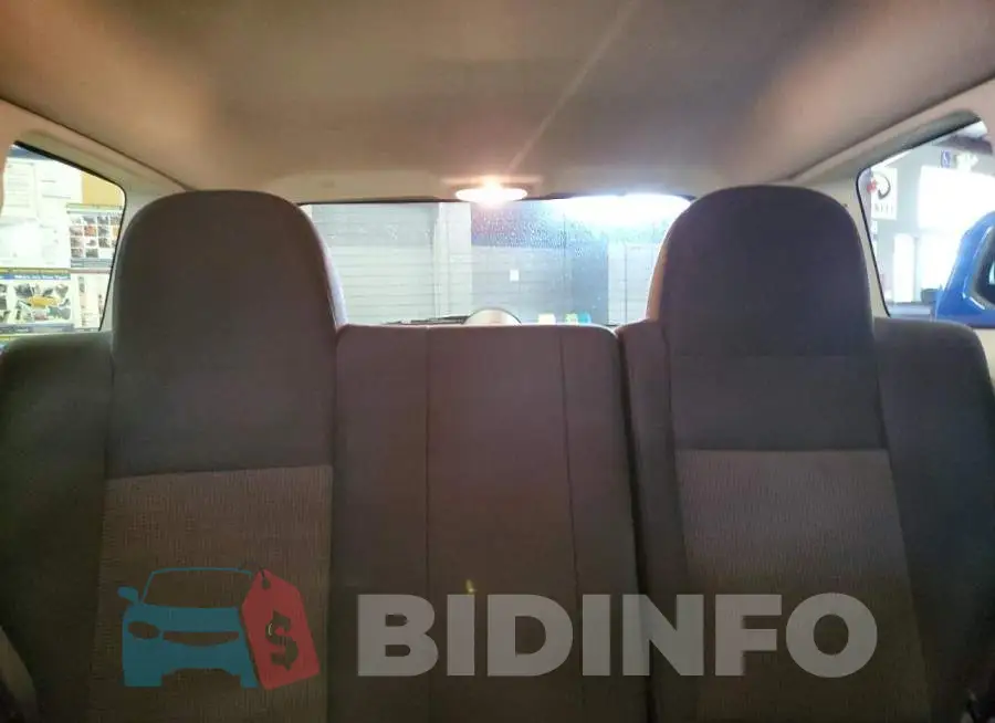 1C4NJPFBXFD400962 Photo# 10